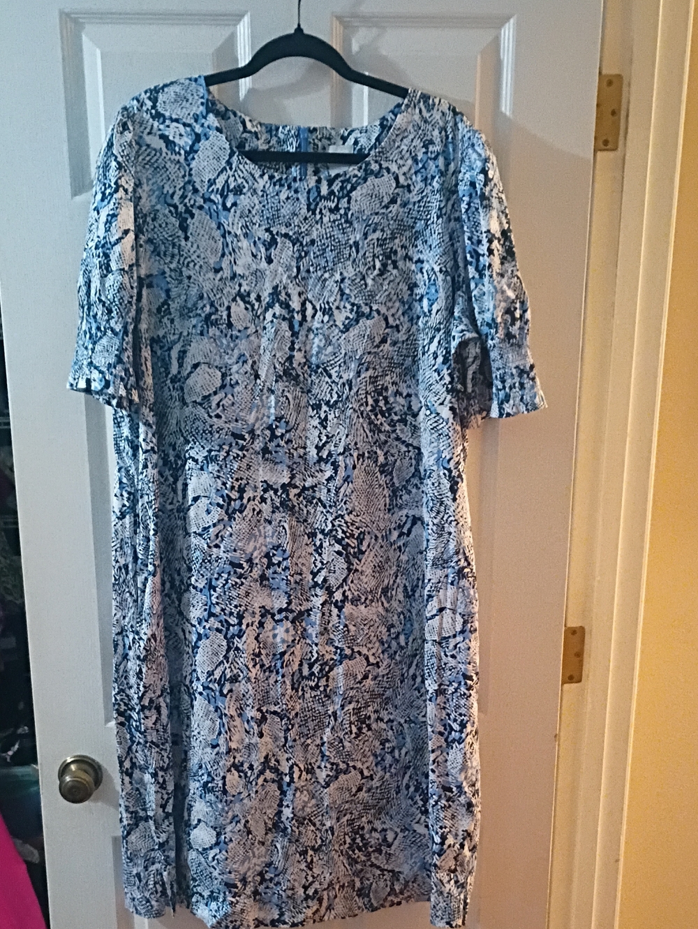 Chico's Blue and White Snake-Print Midi Dress with Short Sleeves